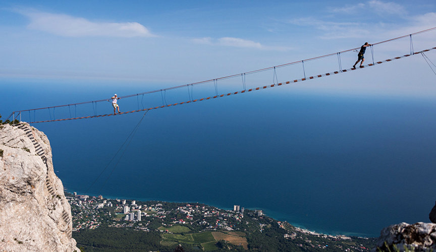 The suspension bridge at Mount Ai-Petri